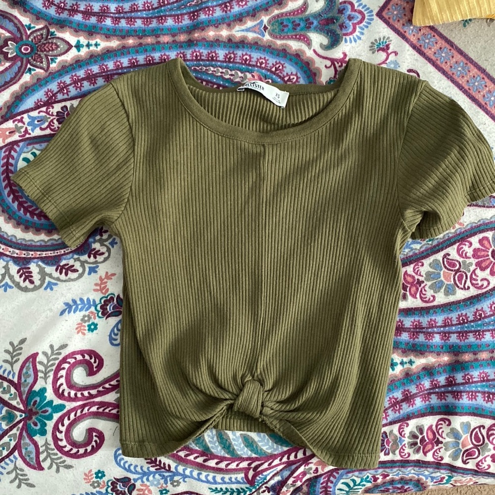 Hollister shirt